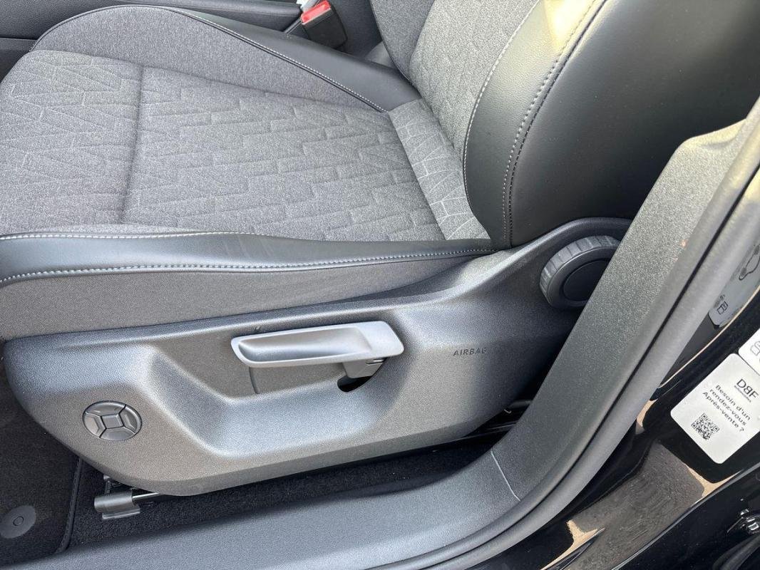 Volkswagen Tiguan - Photo 14