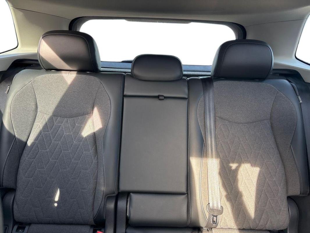 Volkswagen Tiguan - Photo 22
