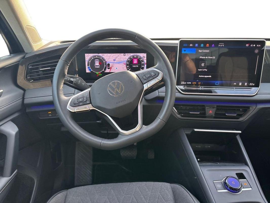 Volkswagen Tiguan - Photo 24