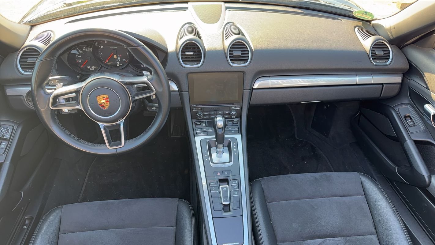 Porsche 718 Boxster - Photo 11