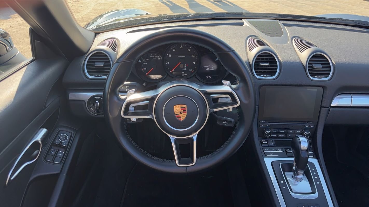 Porsche 718 Boxster - Photo 23