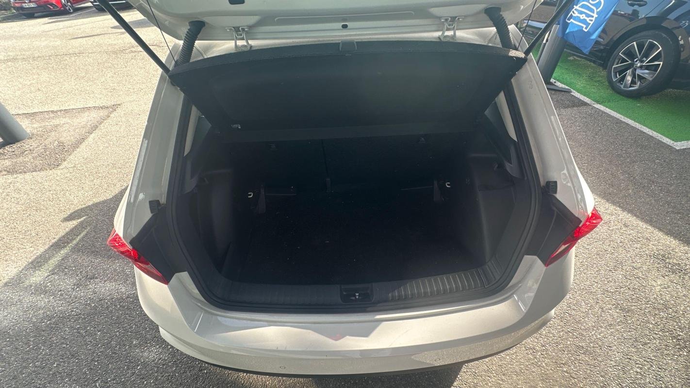 Skoda Fabia - Photo 19