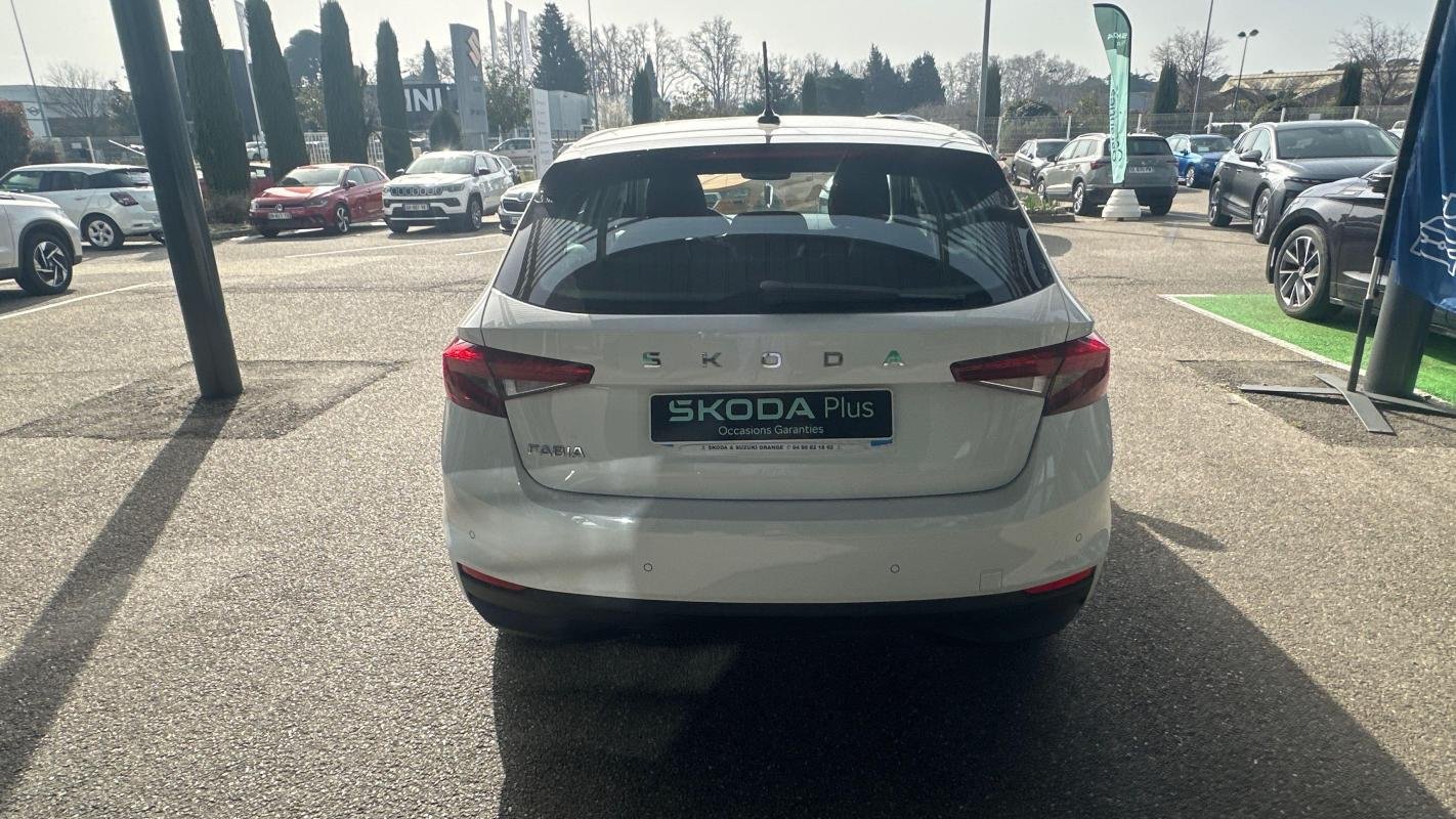 Skoda Fabia - Photo 22