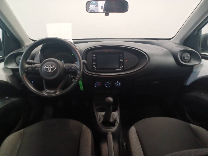 Toyota aygo x - Photo 11