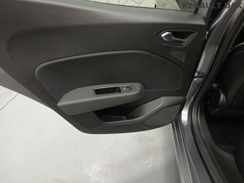 Renault Clio - Photo 18