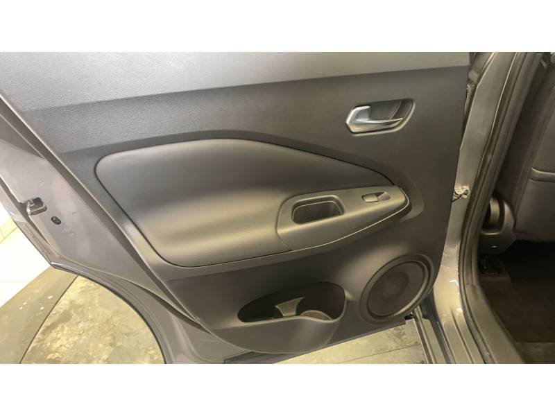 Nissan Juke - Photo 15