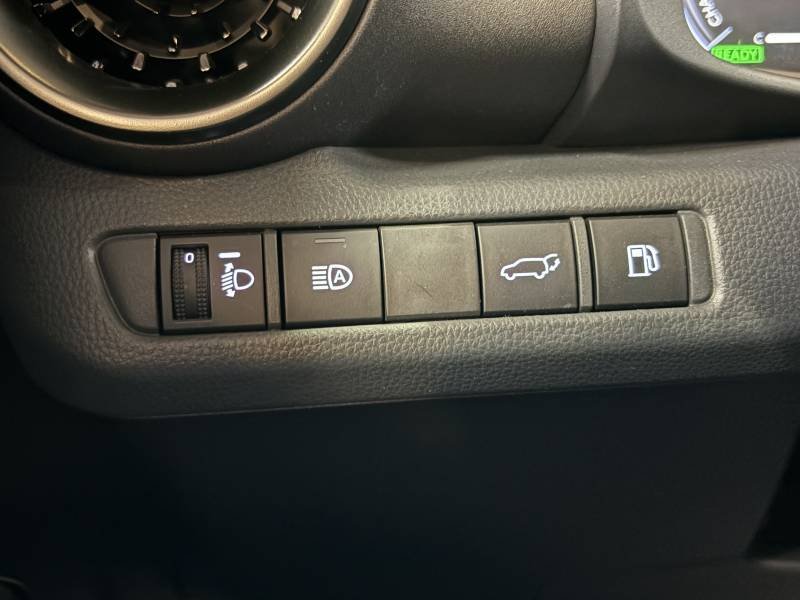 Toyota C-HR - Photo 28