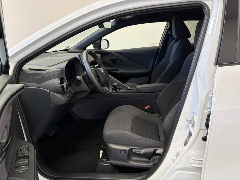 Toyota C-HR - Photo 9
