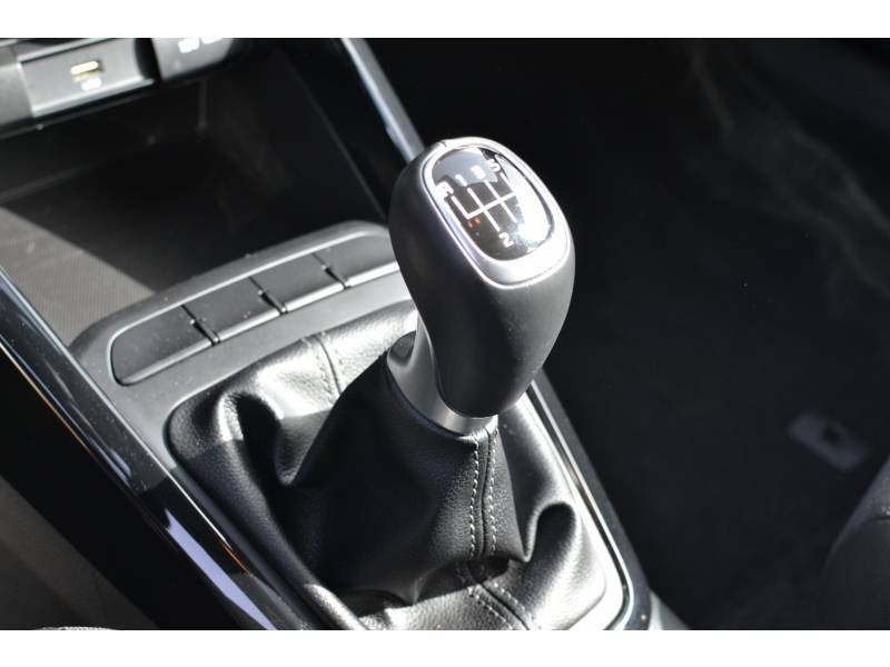 Kia Stonic - Photo 18