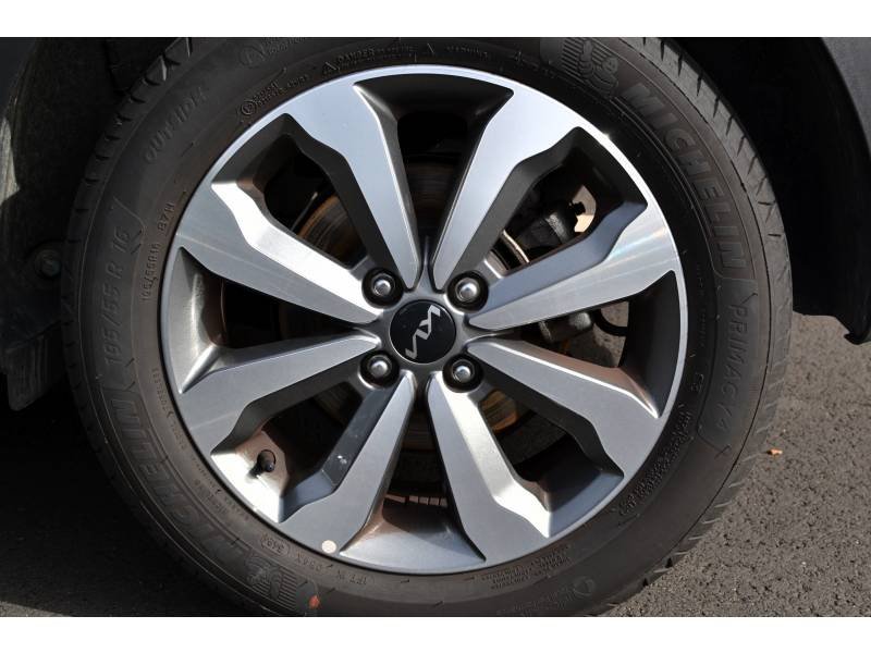 Kia Stonic - Photo 6
