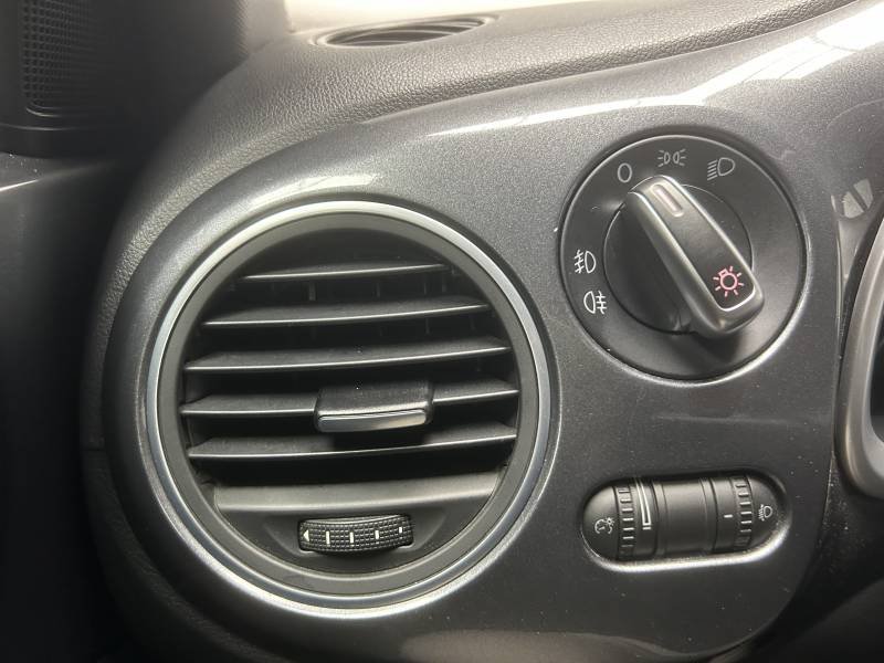 Volkswagen Coccinelle - Photo 28