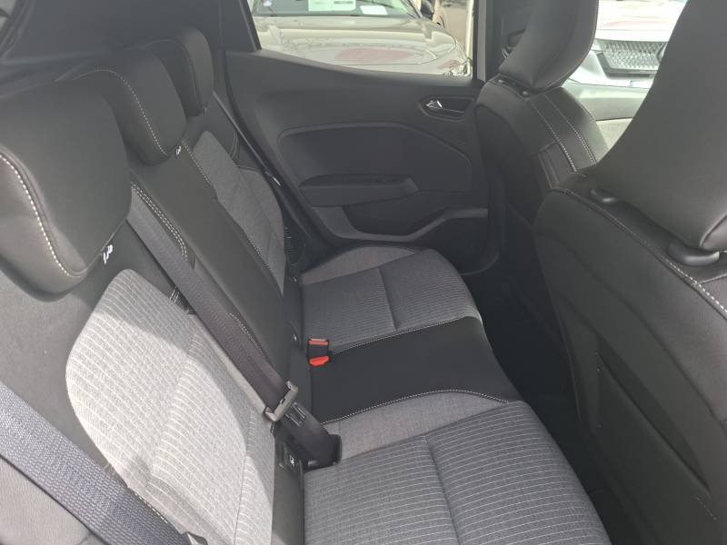 Renault Clio - Photo 18