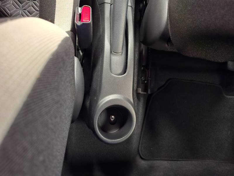 Toyota aygo x - Photo 21