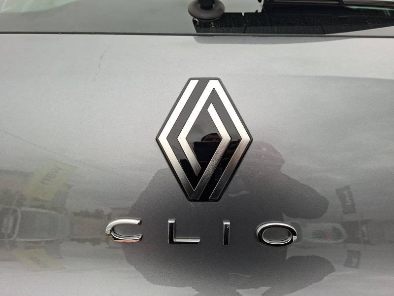 Renault Clio - Photo 16