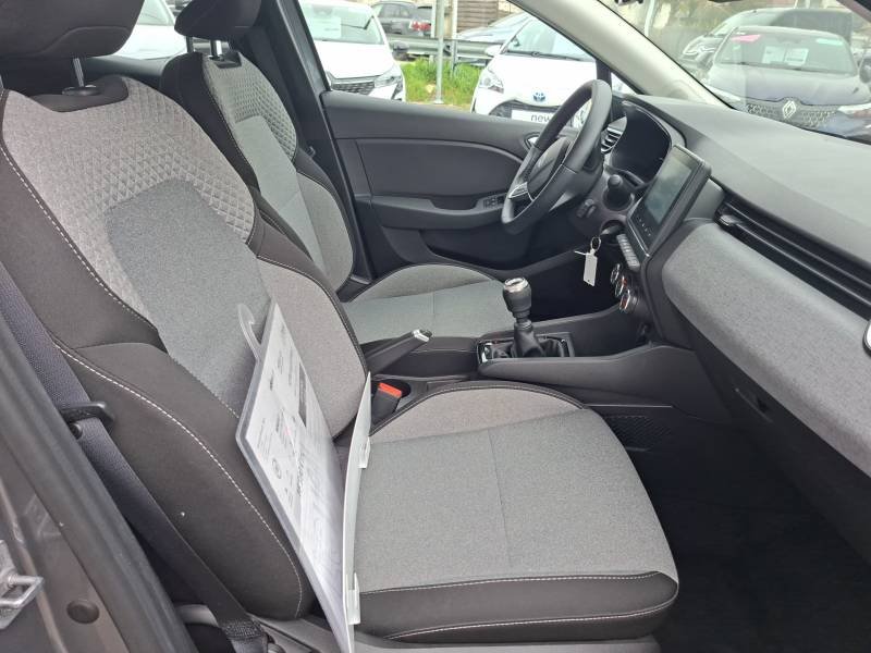Renault Clio - Photo 23
