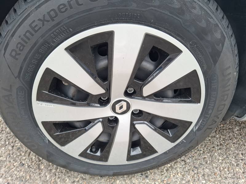 Renault Clio - Photo 18