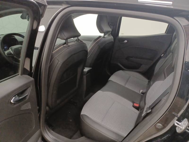 Renault Clio - Photo 23