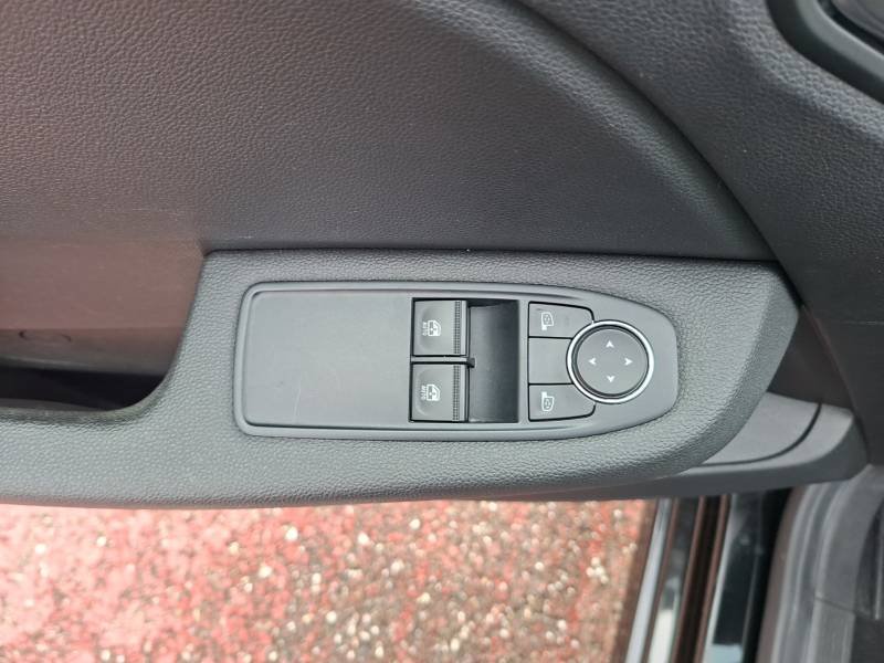 Renault Clio - Photo 17