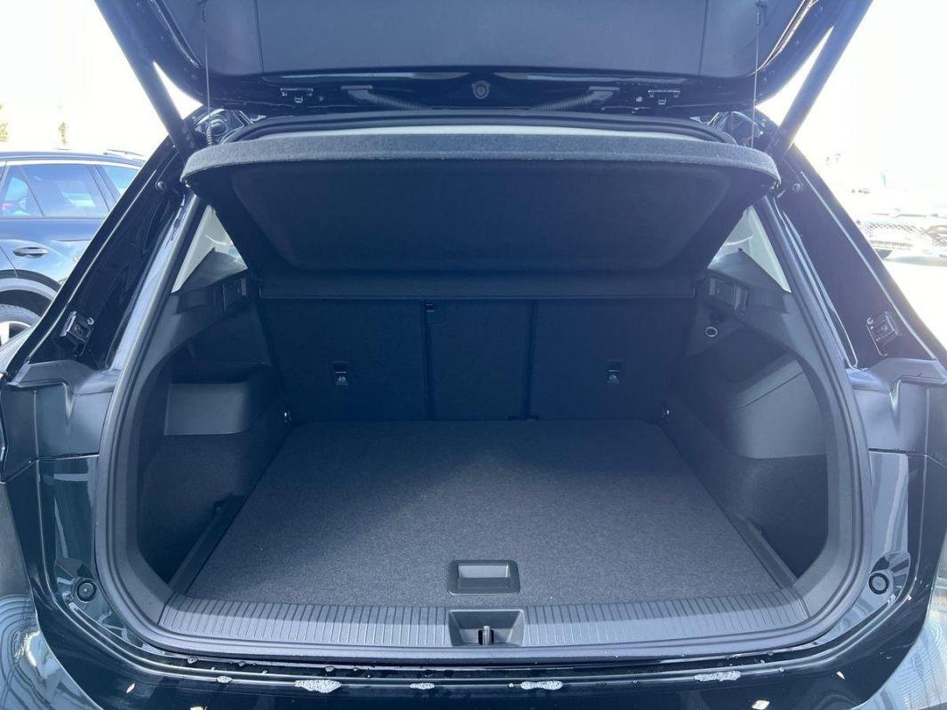 Volkswagen Tiguan - Photo 14