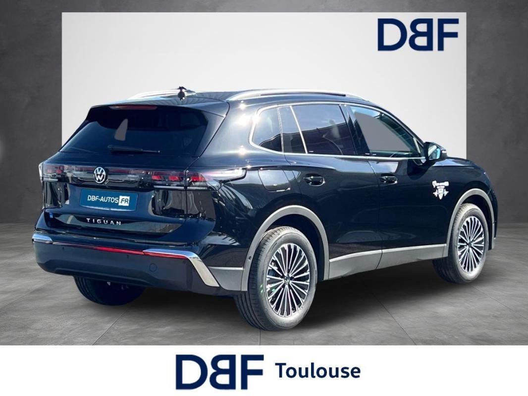 Volkswagen Tiguan - Photo 22