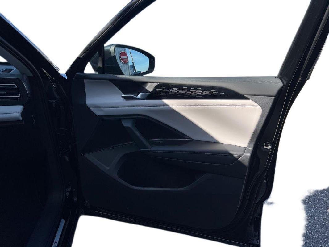Volkswagen Tiguan - Photo 32