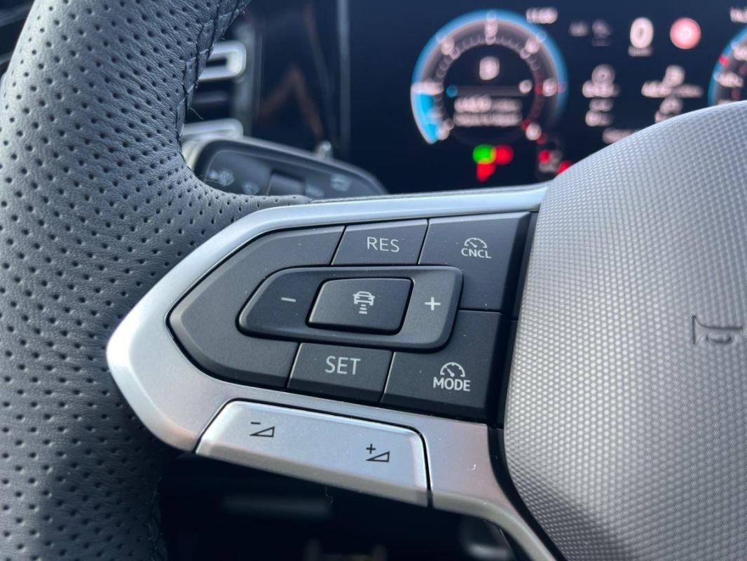 Volkswagen Tiguan - Photo 28