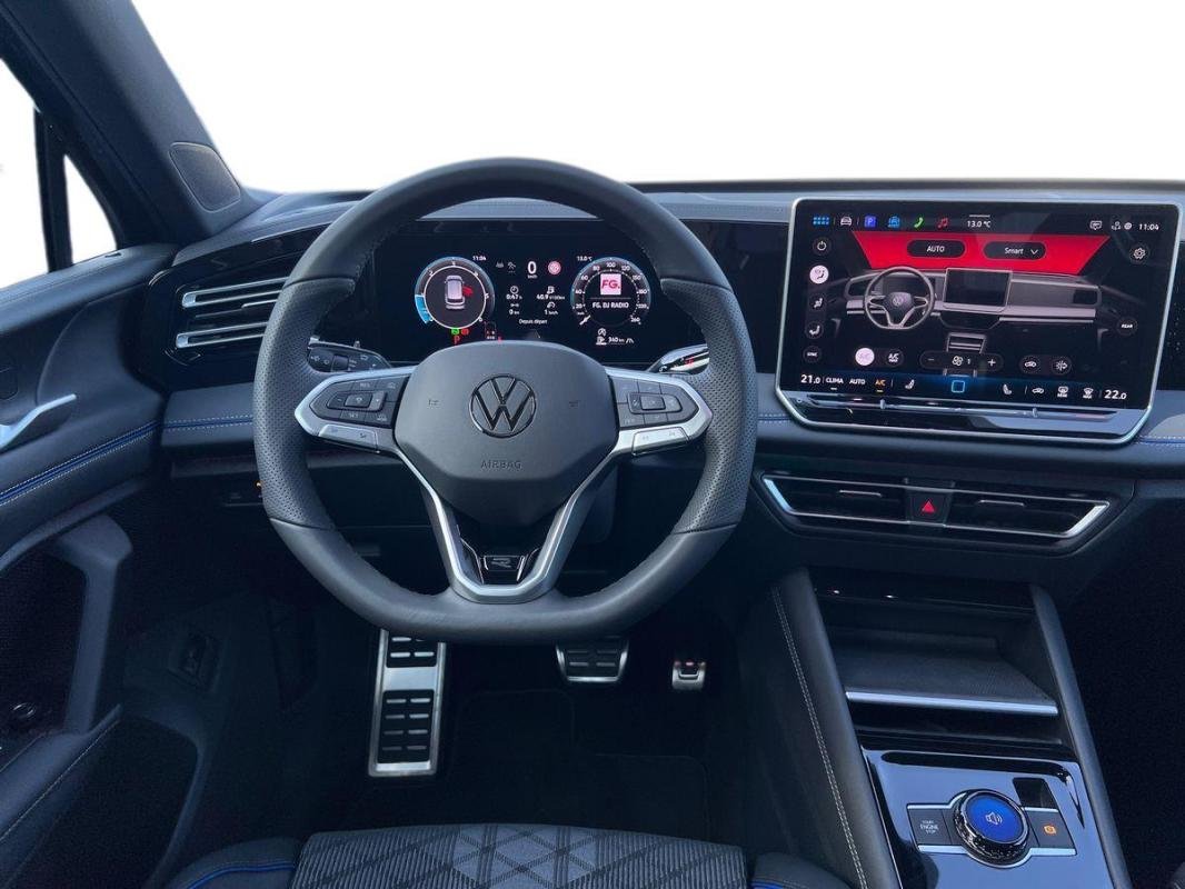 Volkswagen Tiguan - Photo 31