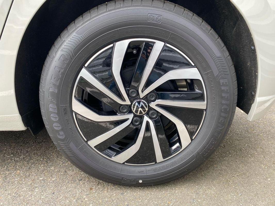 Volkswagen Polo - Photo 14