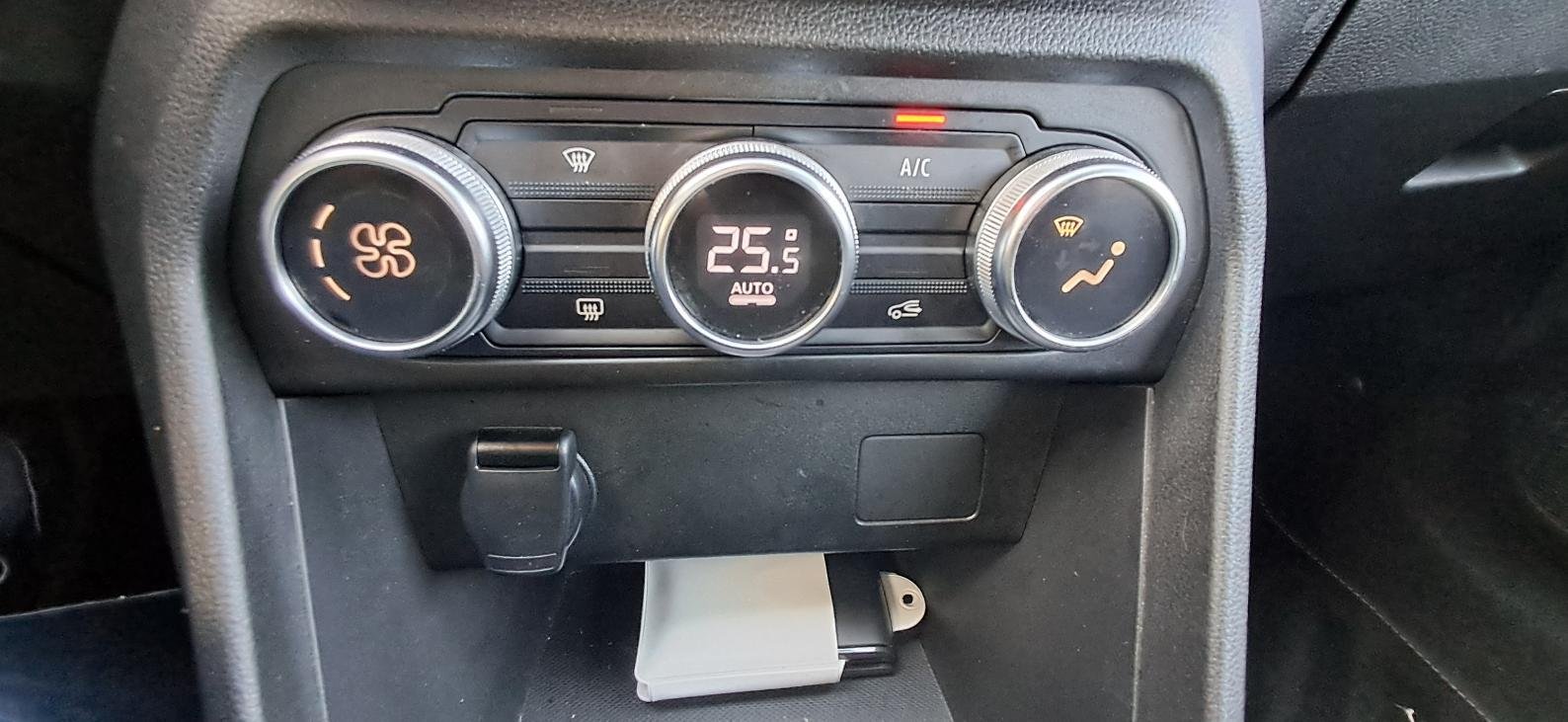 Dacia Sandero - Photo 13