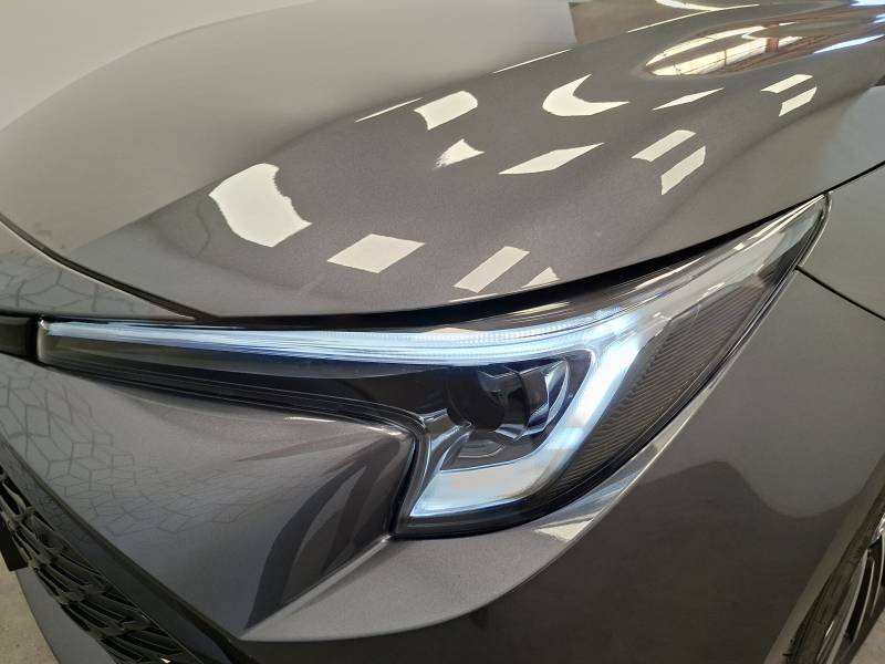 Toyota Corolla - Photo 11