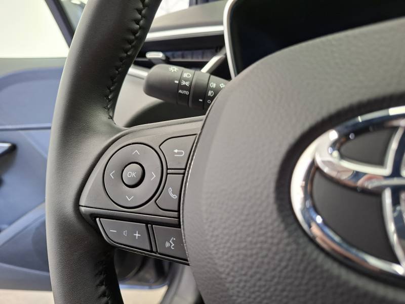 Toyota Corolla - Photo 13