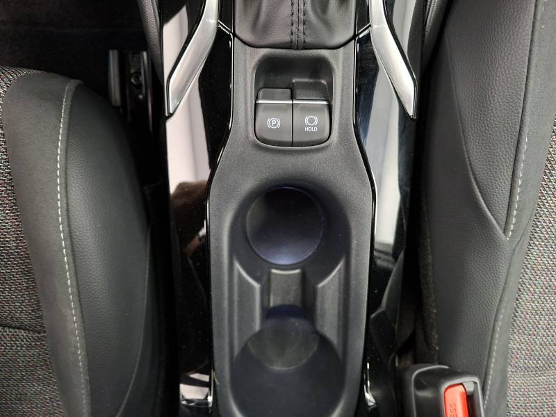 Toyota Corolla - Photo 24