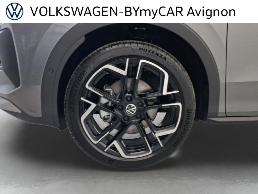 Volkswagen T-Roc - Photo 17
