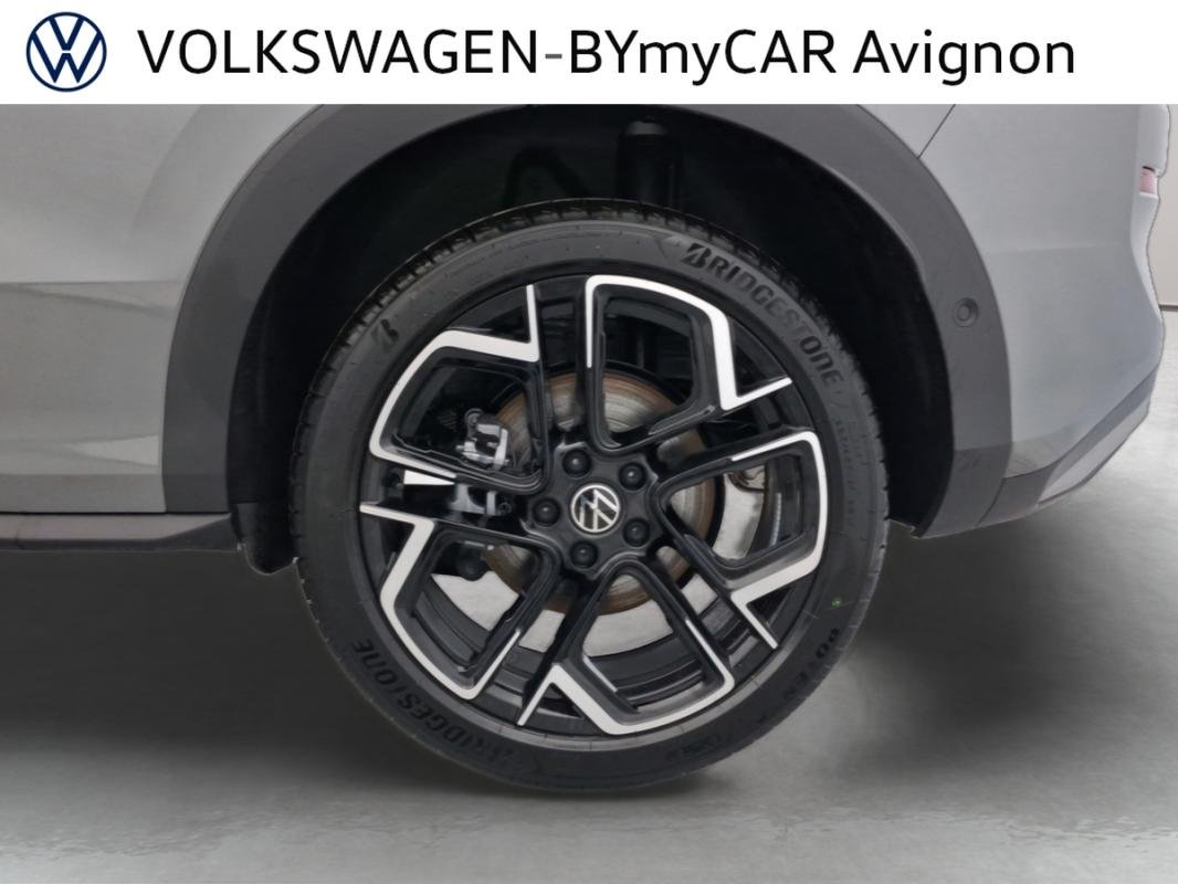 Volkswagen T-Roc - Photo 18
