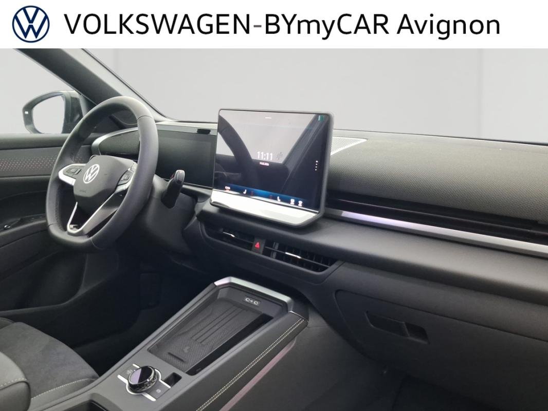 Volkswagen T-Roc - Photo 27