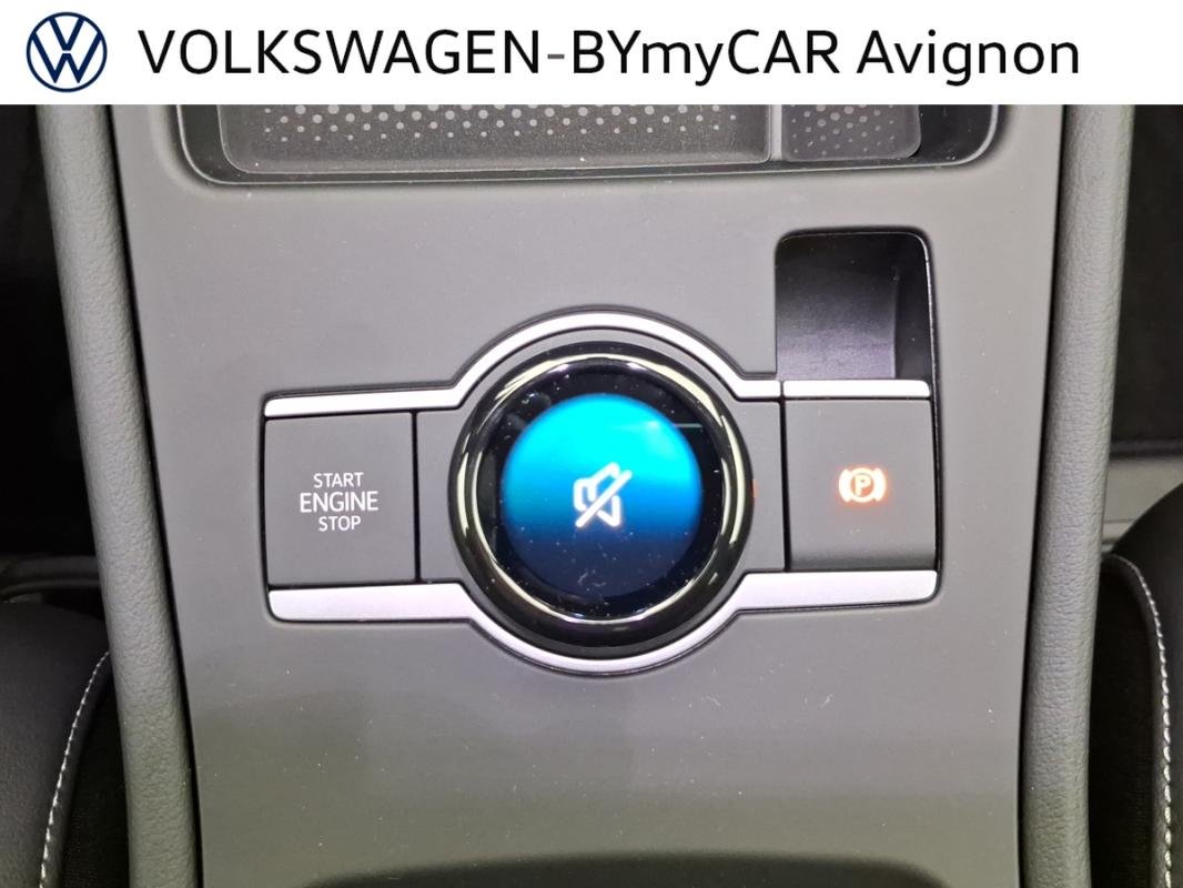 Volkswagen T-Roc - Photo 35