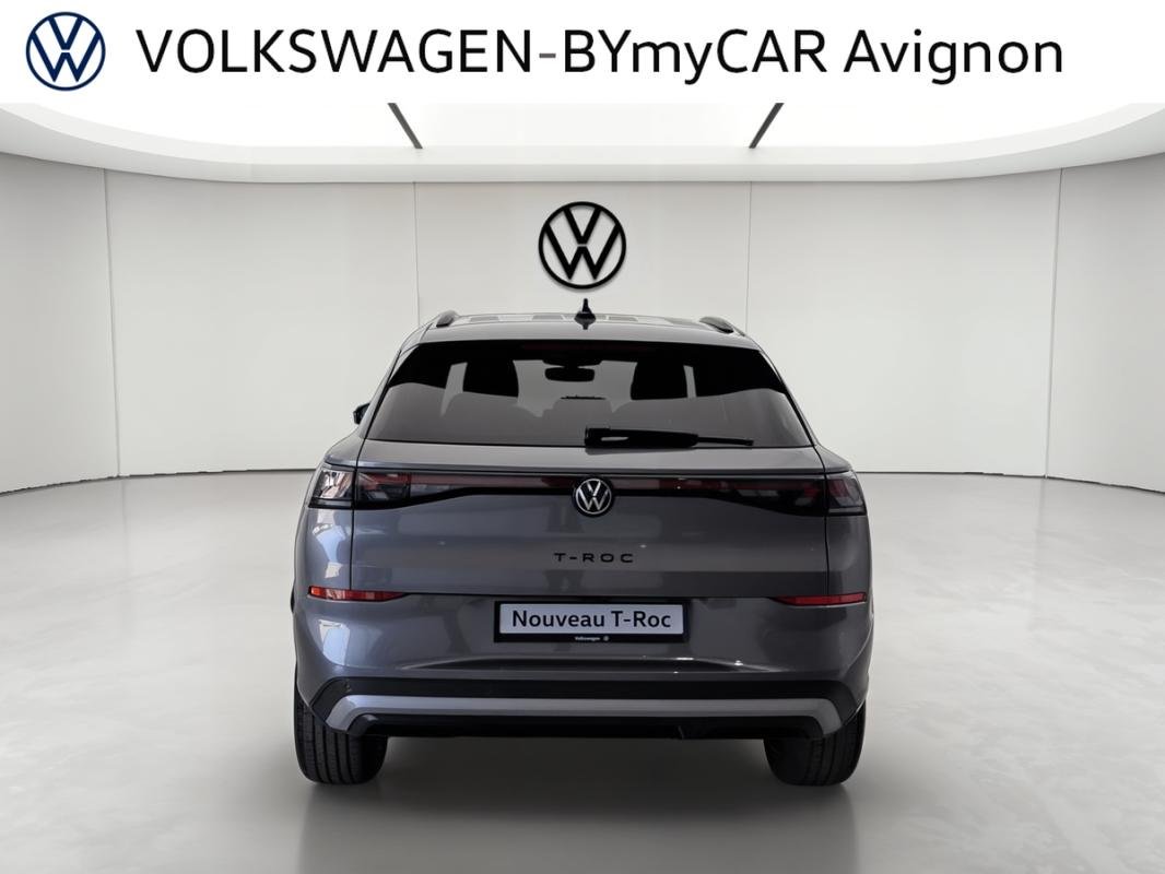Volkswagen T-Roc - Photo 4