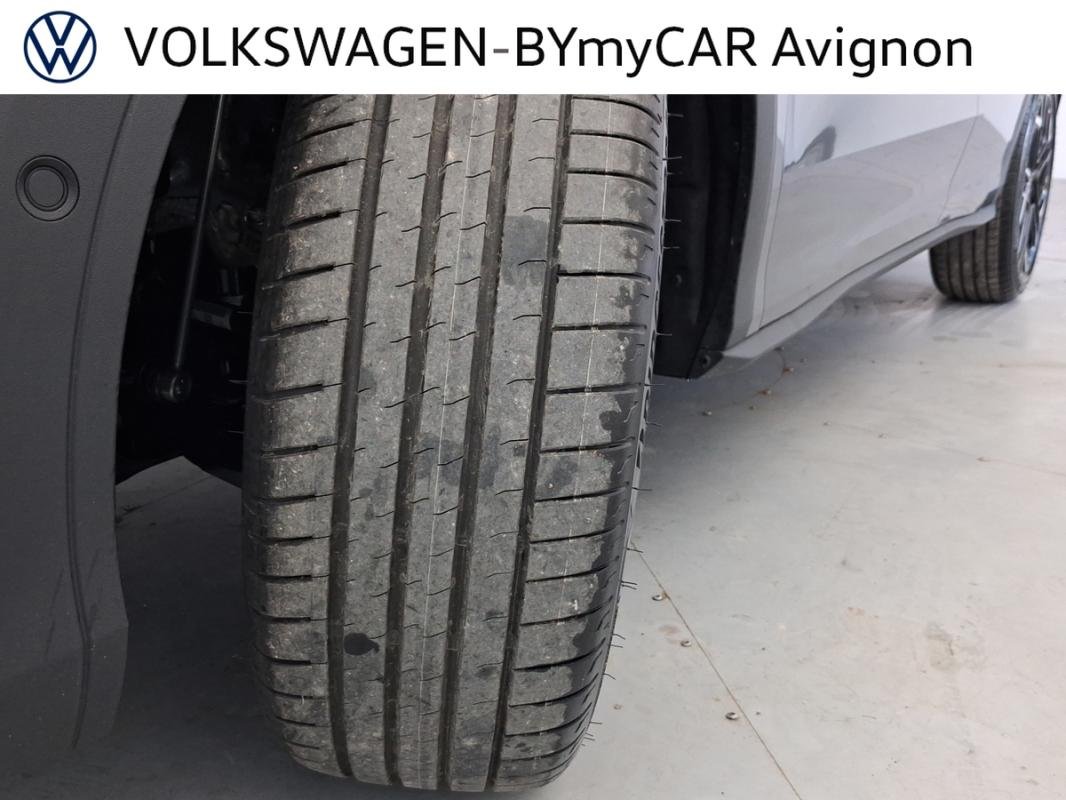 Volkswagen T-Roc - Photo 49