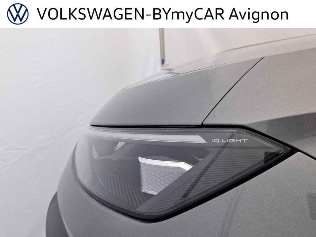 Volkswagen T-Roc - Photo 51