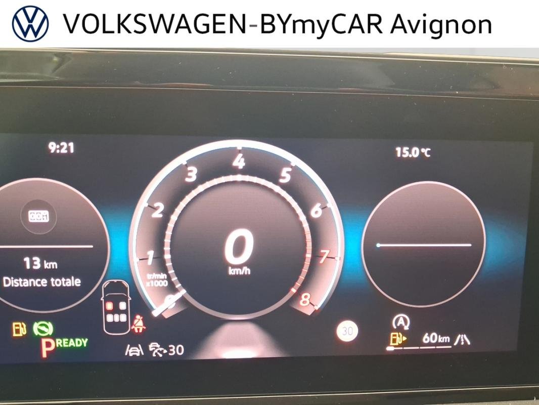 Volkswagen T-Roc - Photo 12