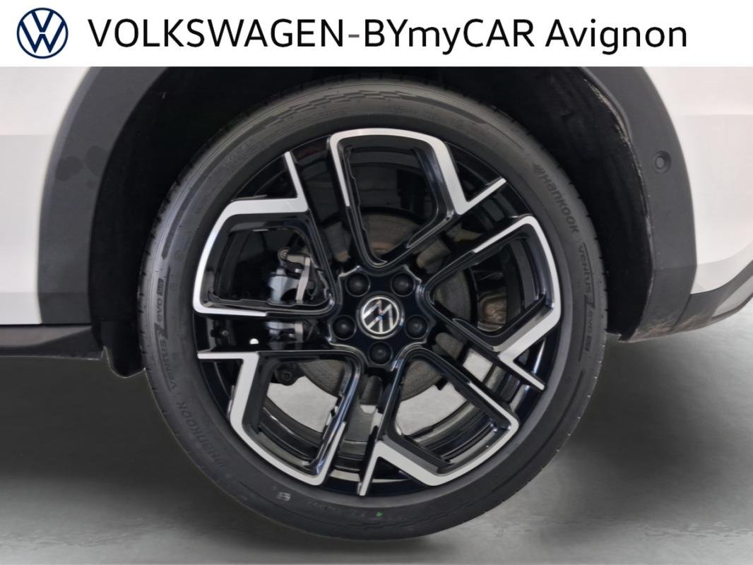 Volkswagen T-Roc - Photo 18