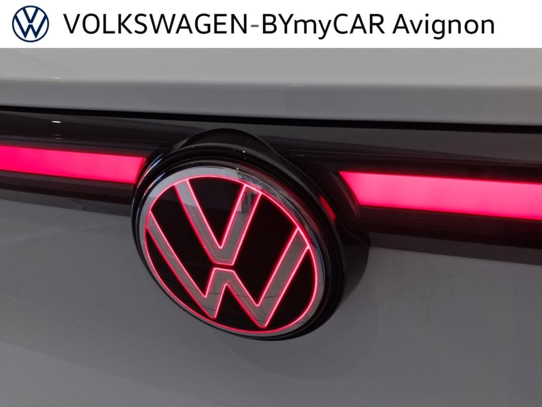 Volkswagen T-Roc - Photo 31