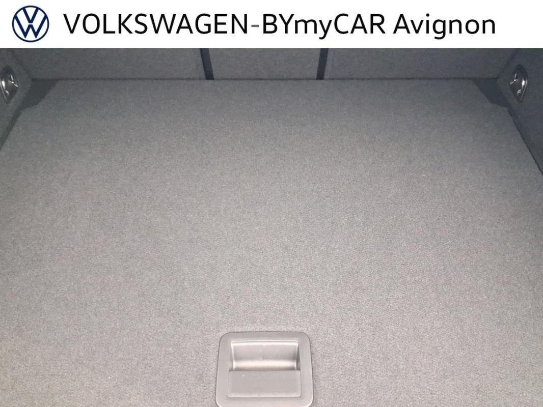 Volkswagen T-Roc - Photo 35