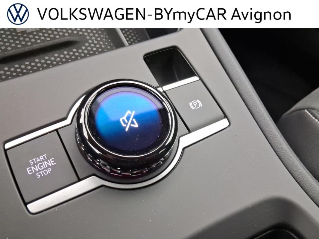 Volkswagen T-Roc - Photo 43