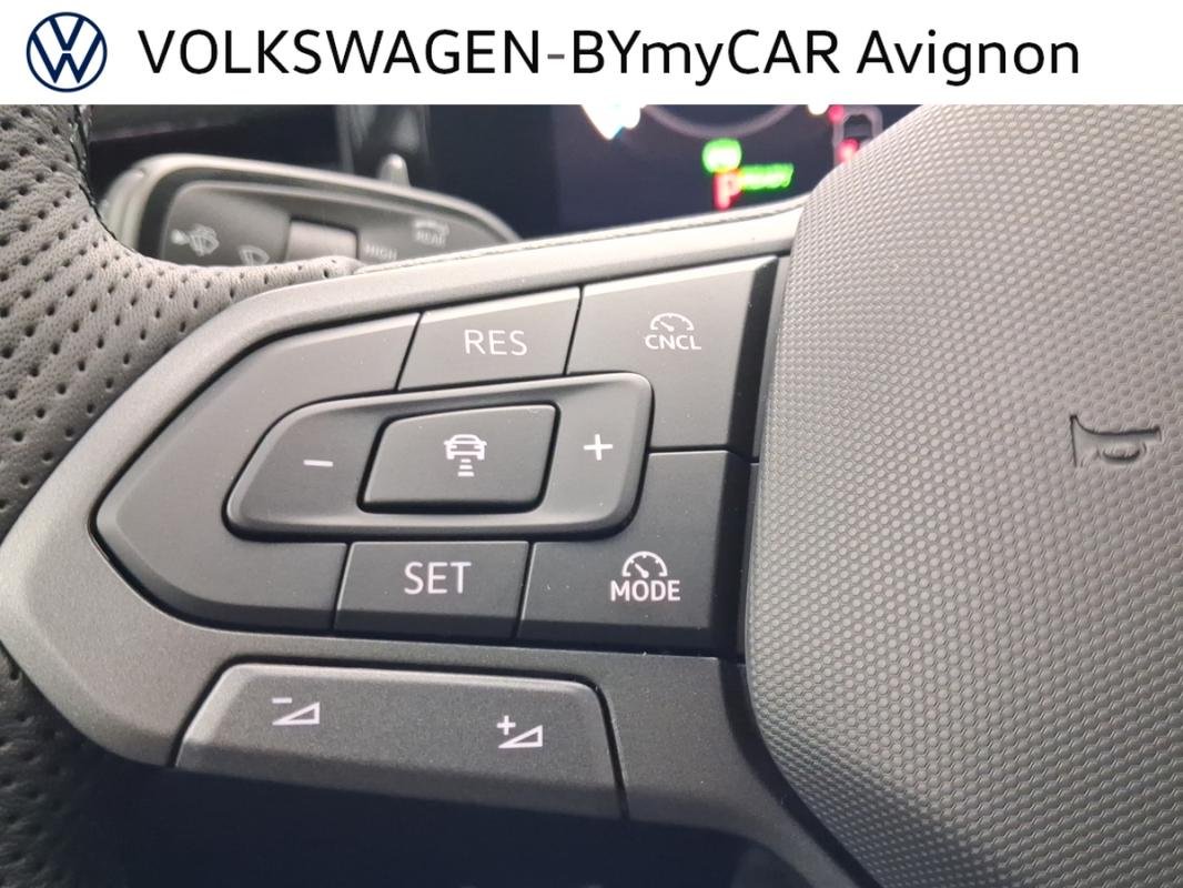 Volkswagen T-Roc - Photo 33