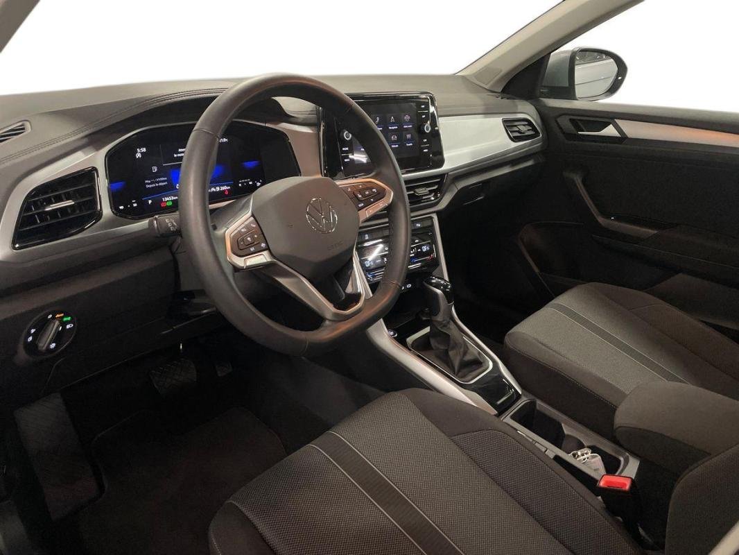 Volkswagen T-Roc - Photo 9