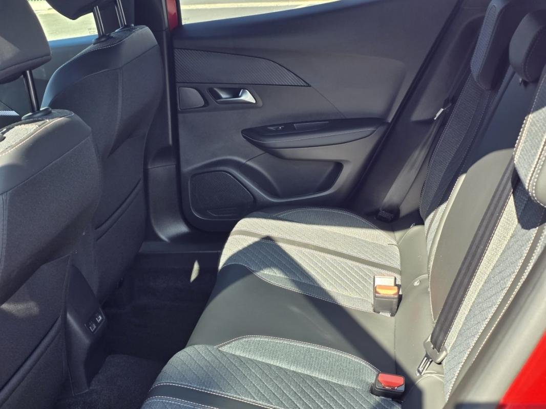 Peugeot 2008 - Photo 13