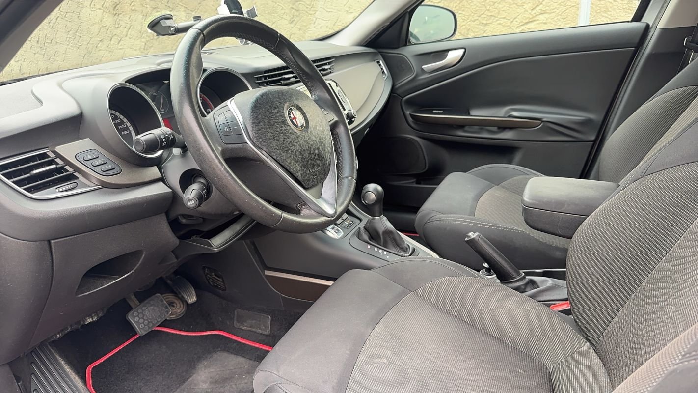 Alfa Romeo Giulietta - Photo 8