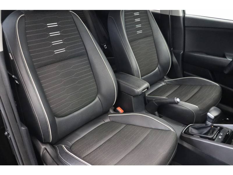 Kia Stonic - Photo 11