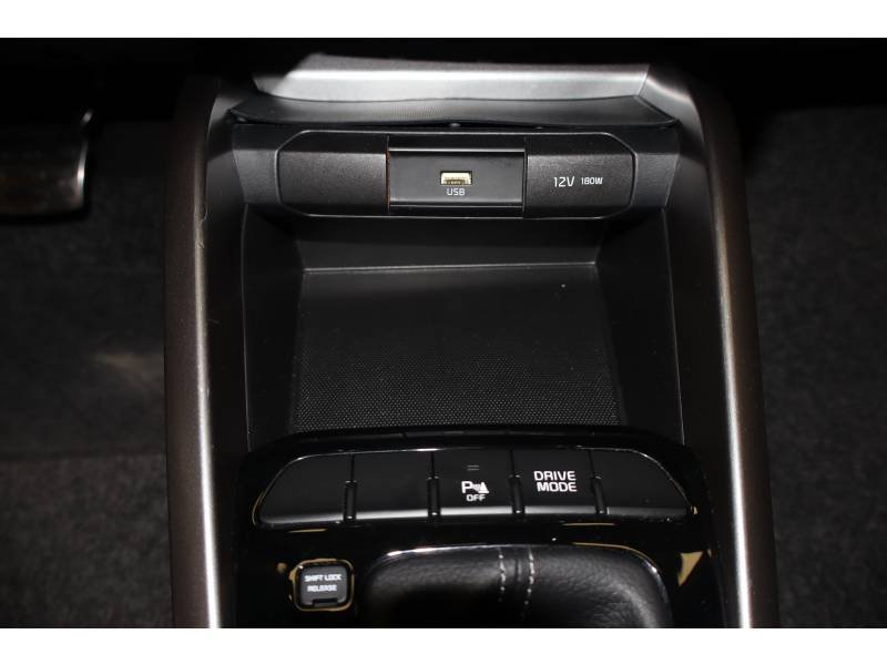Kia Stonic - Photo 22